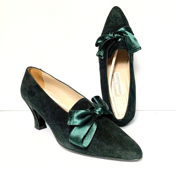 Roberto Vianni Shoes - Roberto Vianni for Neiman Marcus Velvet Heels